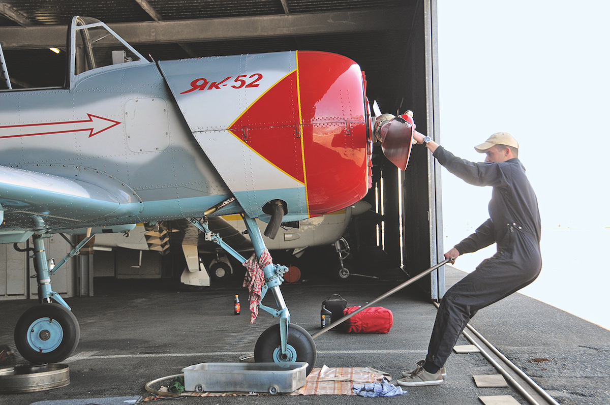 Flugzeug Portr T Airshow Pilot David Oldani Und Seine Yak