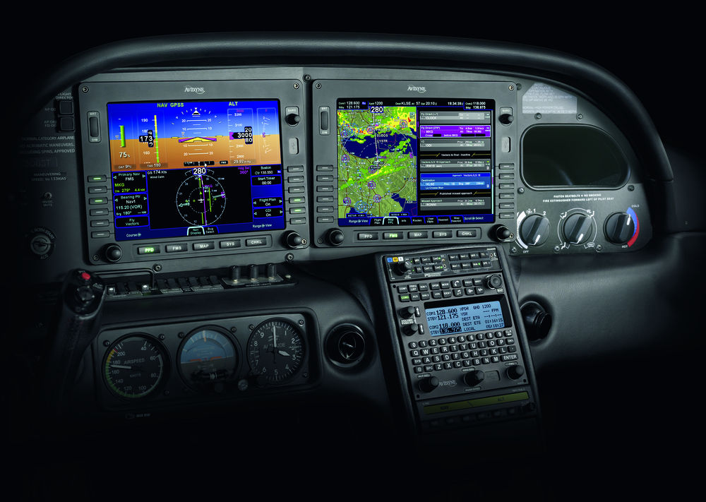 Avidyne Entegra Release 9 in der Cirrus SR22