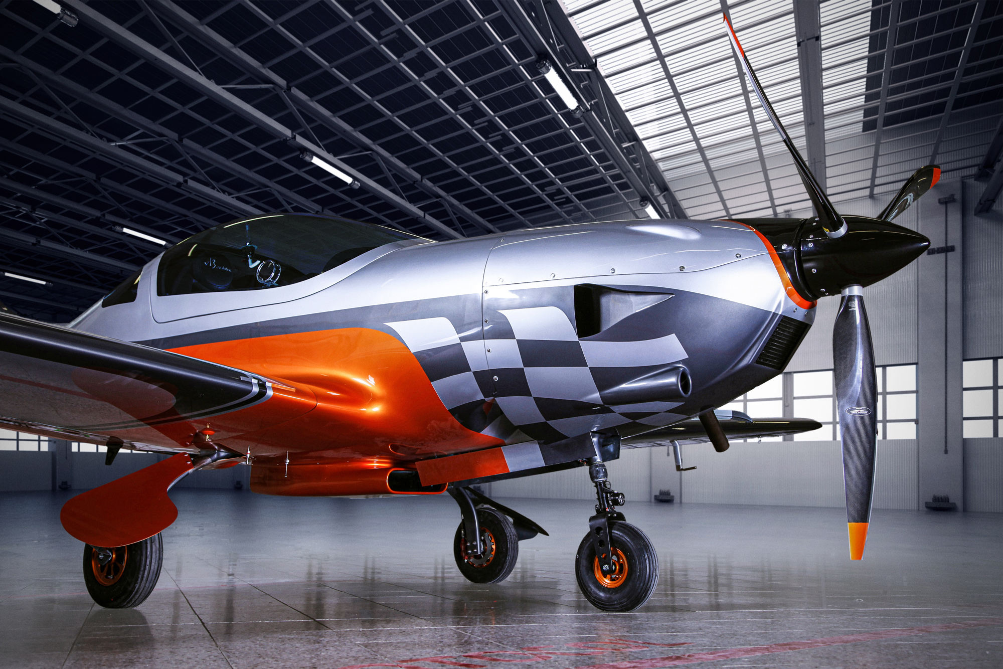 Vl-3 Evolution With Rotax 915 Is In Mustang Design - Flugmagazin