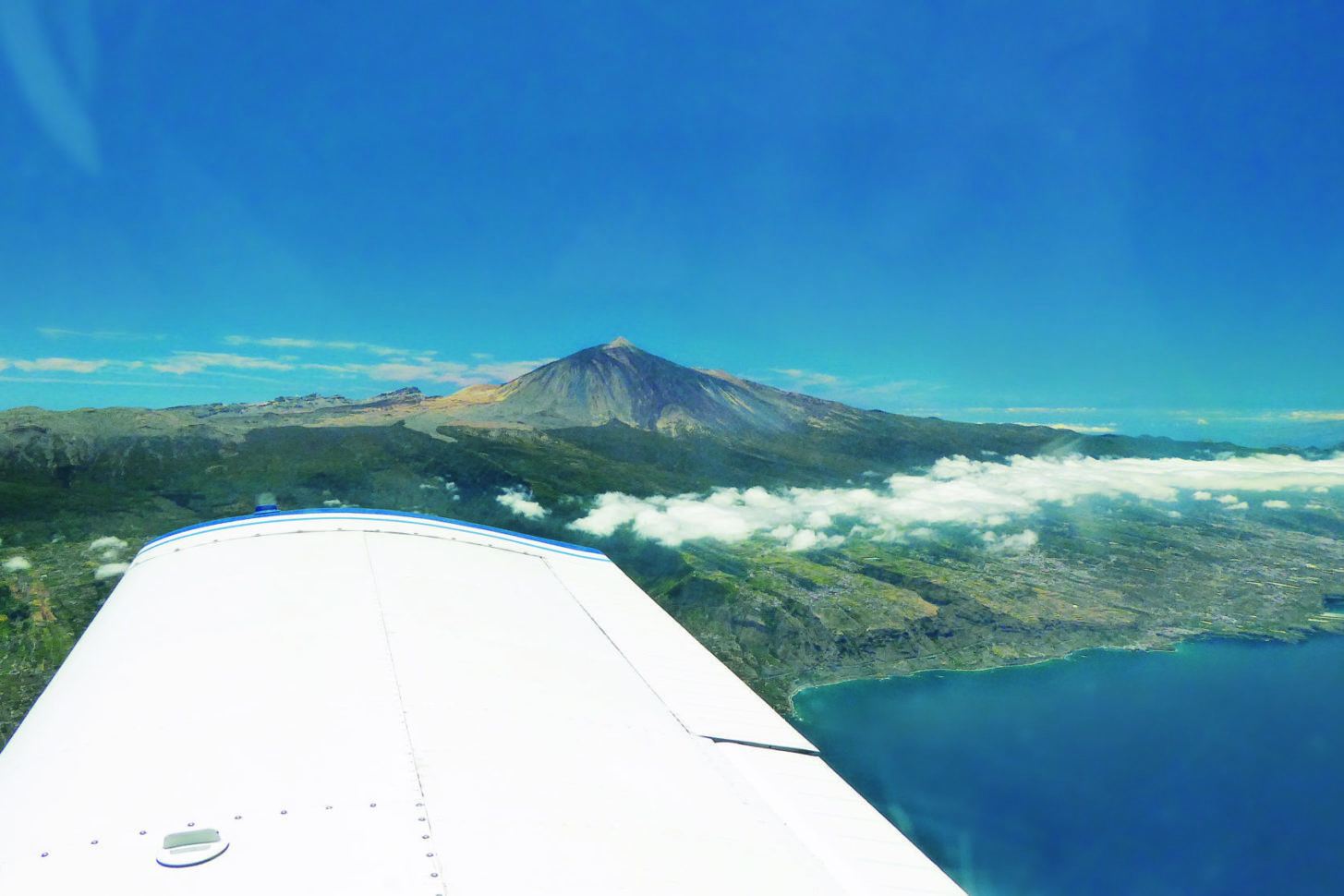 Mit der Piper PA-28 Cherokee auf die Kanaren