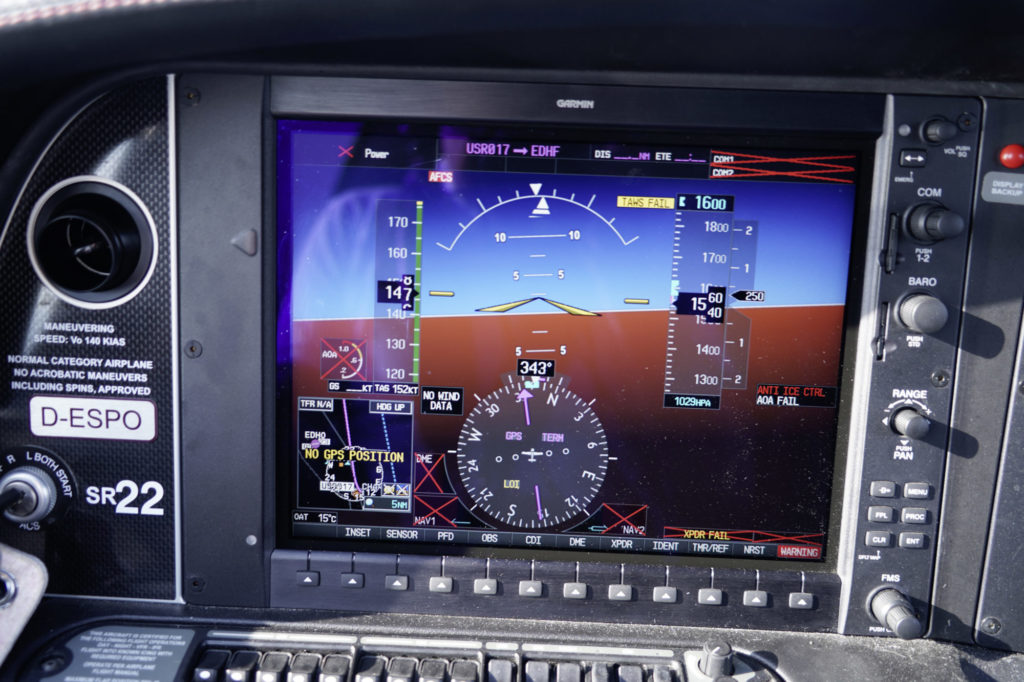 Das Garmin G1000 in einer Cirrus SR22.